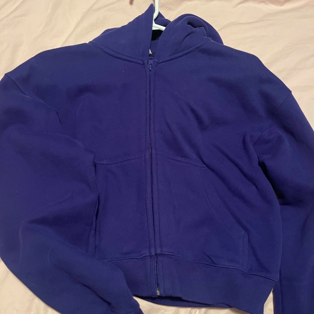 Aritzia Boxy Zip Up